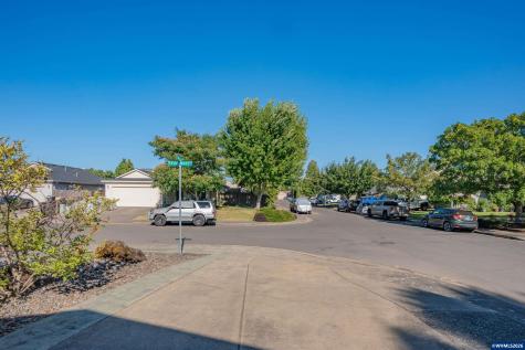 2670 Edgemont Street SE Albany OR 97322