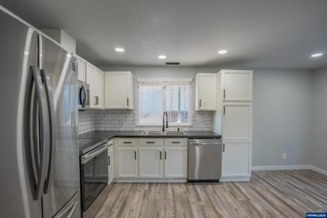 2670 Edgemont Street SE Albany OR 97322