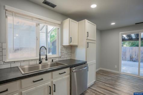 2670 Edgemont Street SE Albany OR 97322