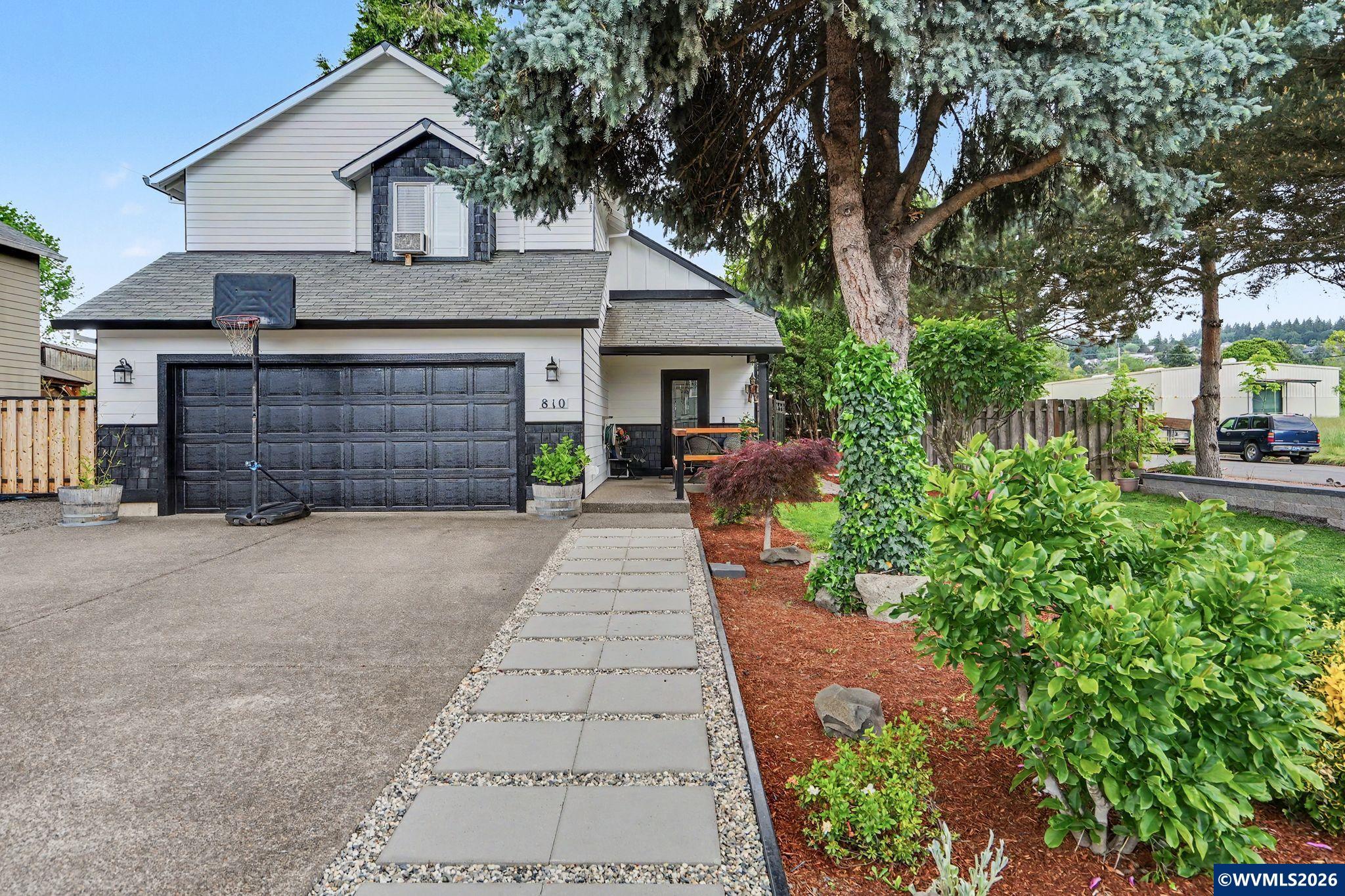 810 SE Locust Street Dundee OR 97115