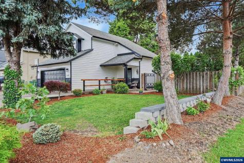 810 SE Locust Street Dundee OR 97115