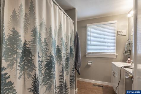 2595 Brooks Avenue NE Salem OR 97301