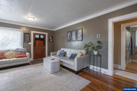 2595 Brooks Avenue NE Salem OR 97301