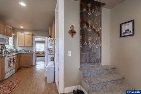 2595 Brooks Avenue NE Salem OR 97301
