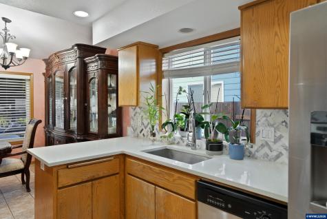 2573 Michael Drive NE Salem OR 97305
