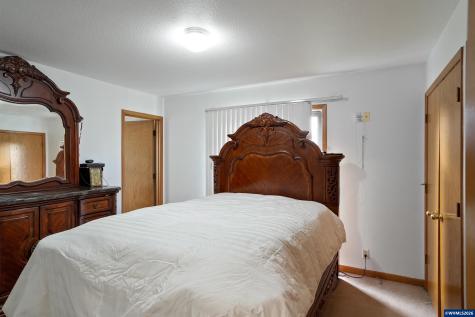 2573 Michael Drive NE Salem OR 97305
