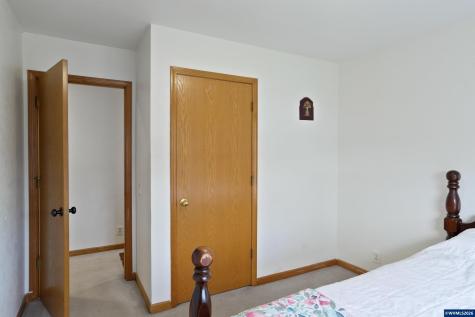 2573 Michael Drive NE Salem OR 97305