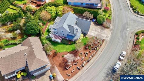 1737 Sunburst Terrace NW Salem OR 97304