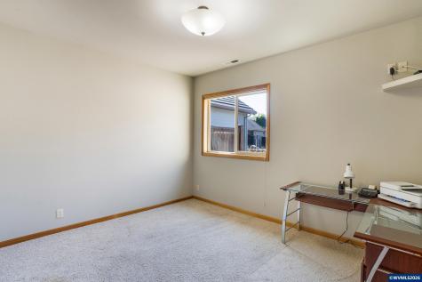 2030 Lakeland Way Eugene OR 97408