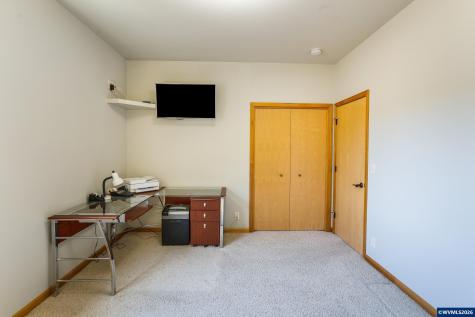 2030 Lakeland Way Eugene OR 97408