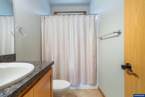 2030 Lakeland Way Eugene OR 97408