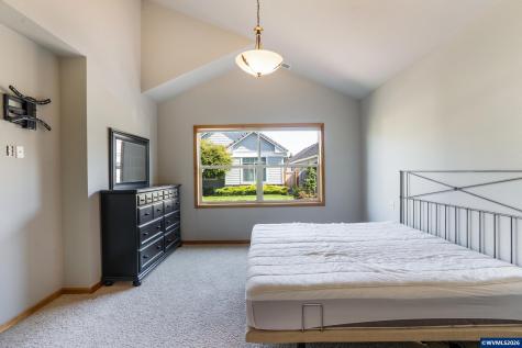 2030 Lakeland Way Eugene OR 97408