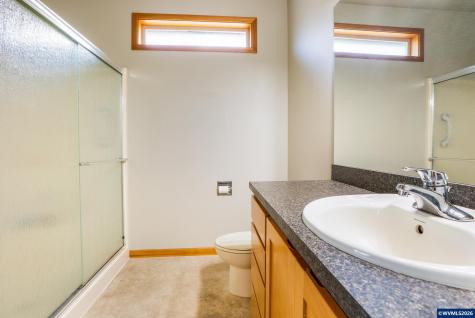 2030 Lakeland Way Eugene OR 97408