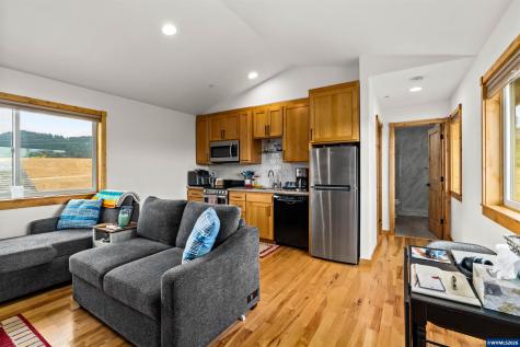 6575 NE Elliott Circle Corvallis OR 97330