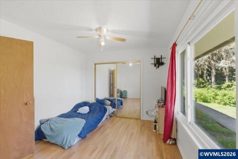 27800 Liberty Road Sweet Home OR 97386