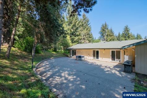27800 Liberty Road Sweet Home OR 97386