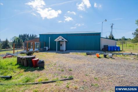 27800 Liberty Road Sweet Home OR 97386
