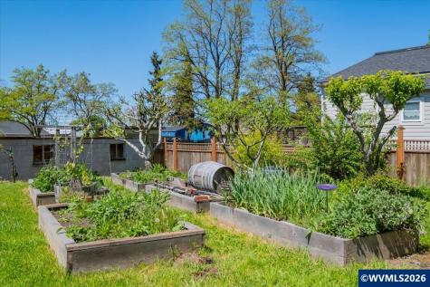 204 N 3rd Street Jefferson OR 97352