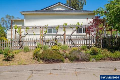 204 N 3rd Street Jefferson OR 97352