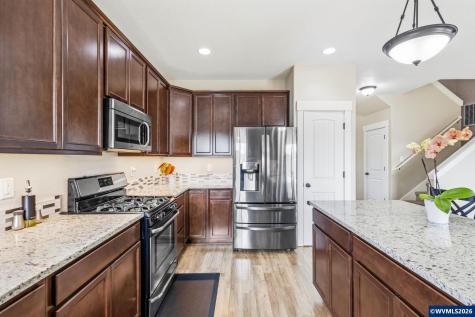 776 Park Place S Monmouth OR 97361