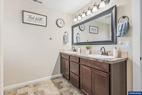 776 Park Place S Monmouth OR 97361