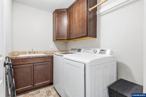 776 Park Place S Monmouth OR 97361