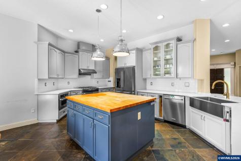 3355 Huckleberry Court S Salem OR 97302