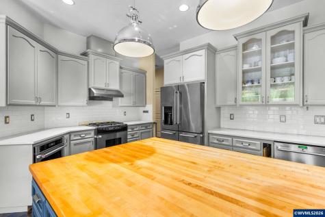 3355 Huckleberry Court S Salem OR 97302