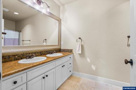 3355 Huckleberry Court S Salem OR 97302