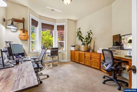 3355 Huckleberry Court S Salem OR 97302