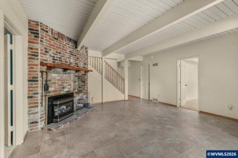 2225 W 28th Avenue Eugene OR 97405-0000