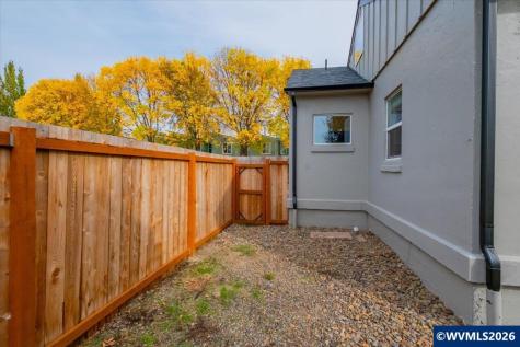 2580 SW 3rd Street Corvallis OR 97333