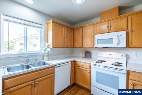 1825 SW Easy Street Corvallis OR 97333