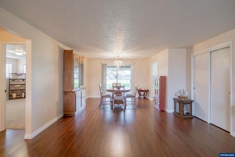 474 E Clackamas Circle Woodburn OR 97071
