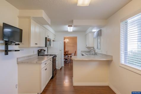 474 E Clackamas Circle Woodburn OR 97071