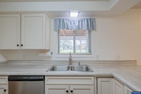 474 E Clackamas Circle Woodburn OR 97071