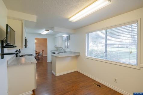 474 E Clackamas Circle Woodburn OR 97071