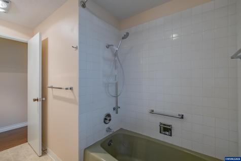 474 E Clackamas Circle Woodburn OR 97071