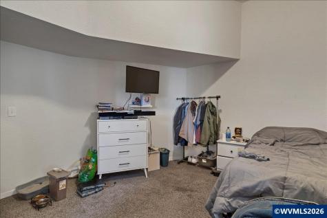 1305 Glacier View Street SE Salem OR 97317