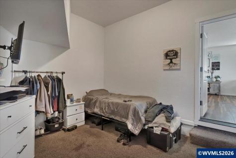1305 Glacier View Street SE Salem OR 97317