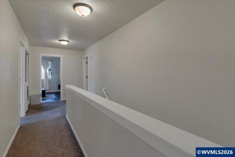 1305 Glacier View Street SE Salem OR 97317