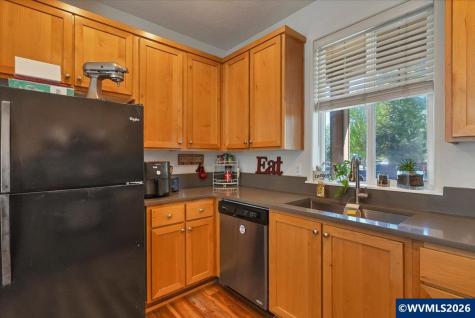 1305 Glacier View Street SE Salem OR 97317
