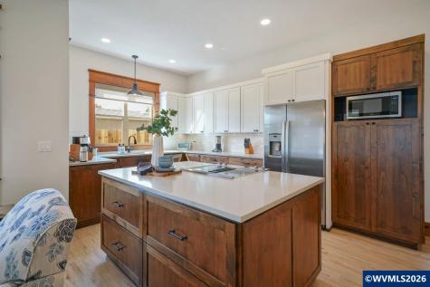 46 Walnut Street Independence OR 97351