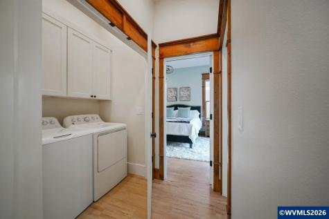 46 Walnut Street Independence OR 97351