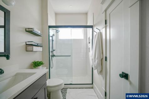 46 Walnut Street Independence OR 97351