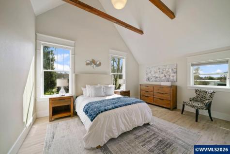 46 Walnut Street Independence OR 97351