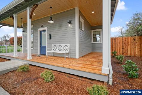 46 Walnut Street Independence OR 97351