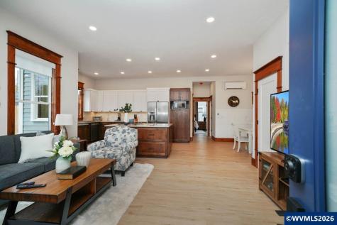 46 Walnut Street Independence OR 97351