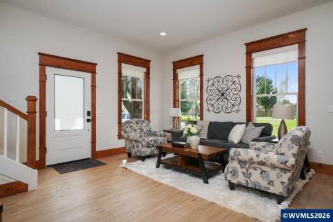 46 Walnut Street Independence OR 97351