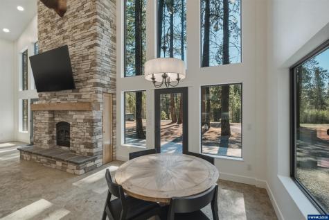 2507 Rohlfing Circle La Pine OR 97739